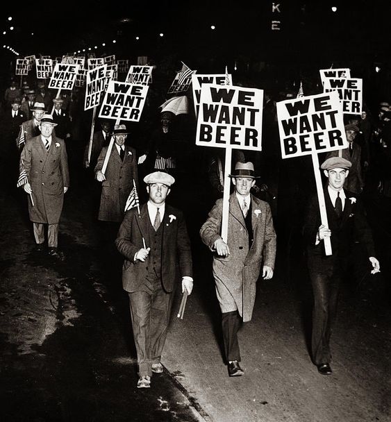 «We Want Beer»